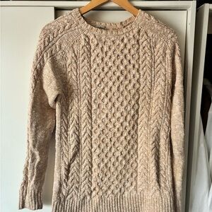 L.L. Bean Women's Cream Cable Knit 100% cotton Crewneck Sweater